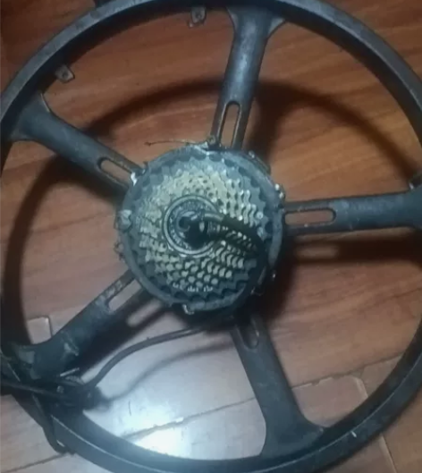 正步K6的20寸电瓶车电机400w转让（五...