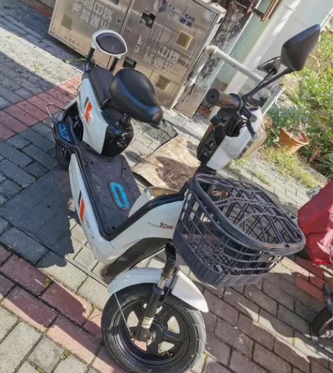 典鸽电动车，4812，保证满电骑25公里以...