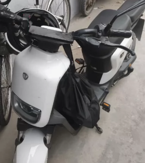 出闲置的台铃电动车，48V15安的，还很新...