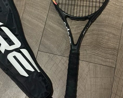 网球拍闲置 感兴趣的话点“我想要”和我私聊...