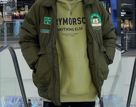 临典绿色美式棒球棉服外套男冬季加厚情侣穿搭...
