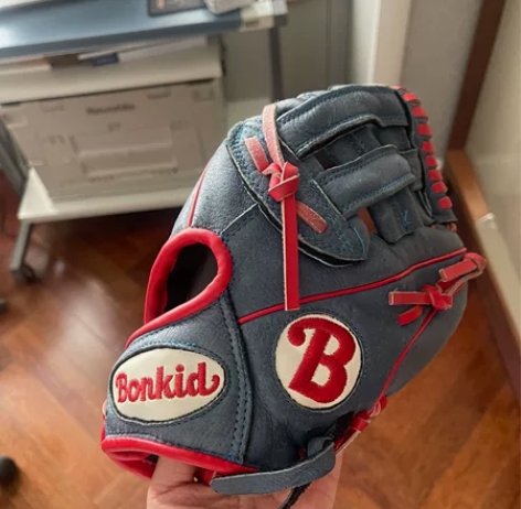 棒童定制的棒球手套，适合5-10岁初学者，...