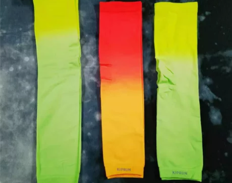 两只装迪卡侬 高端Κiprun炫彩运动跑步...