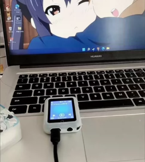 ［极速发货！！］ 蓝牙随身听MP4触控MP...