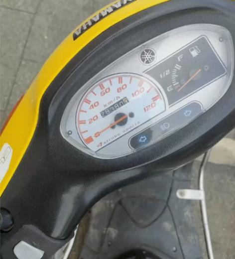 雅马哈巧格一代  100发动机   声音正...