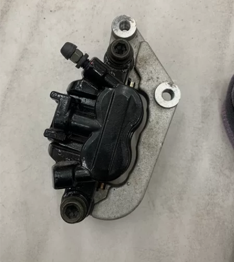 林海极光飞鹰劲战，三代、四代目通用前刹车泵...