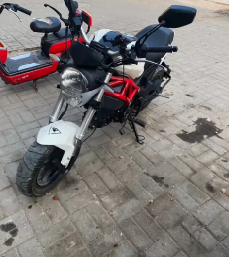 银钢125出售1500 感兴趣的话点“要”...