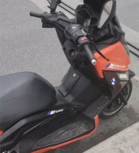 全车无拆无修，证件齐全刚做过保养到手就骑需...