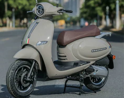 摩托车 航爵新品vista150复古踏板燃油