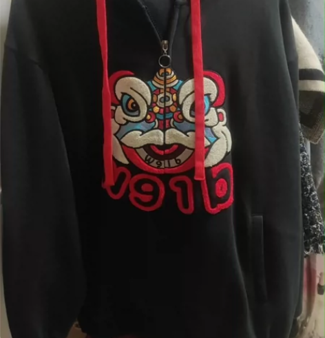 男士潮牌卫衣外套，全新，只试穿过，加绒的，...