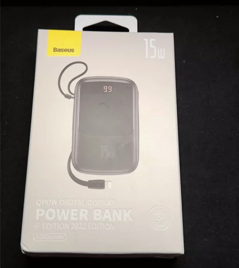 倍思15W  10000毫安充电宝 带苹果...