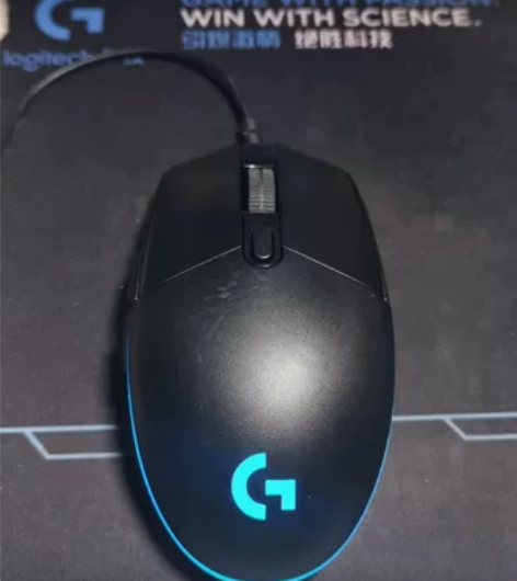 罗技g102一代 国行正品 成色如图所示 ...