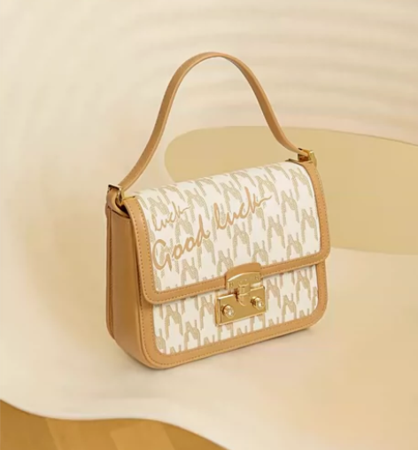 （全新）NU纽芝兰包包女2022新款高级感...