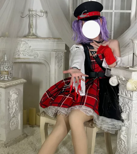 小乔音你心动cos服，雾都家的M码，马丁靴...