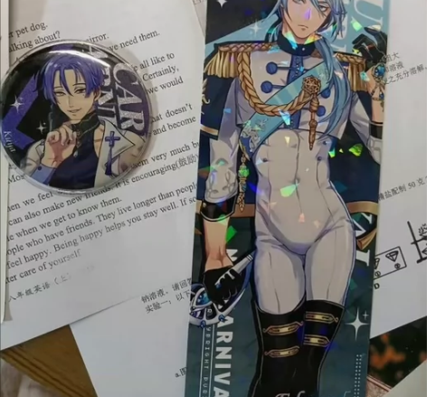 新世界狂欢徽章 镭射票昆西奥利文动漫游戏周...