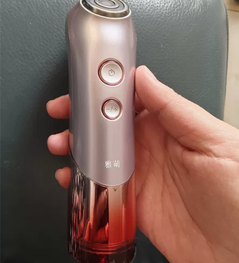 雅萌红光bloom，配件齐全，有凝胶。 雅...