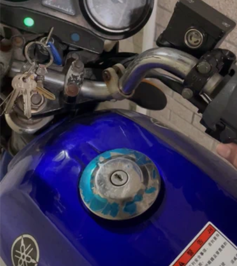 辞职到月底到期,出售自用雅马哈天剑摩托车,...