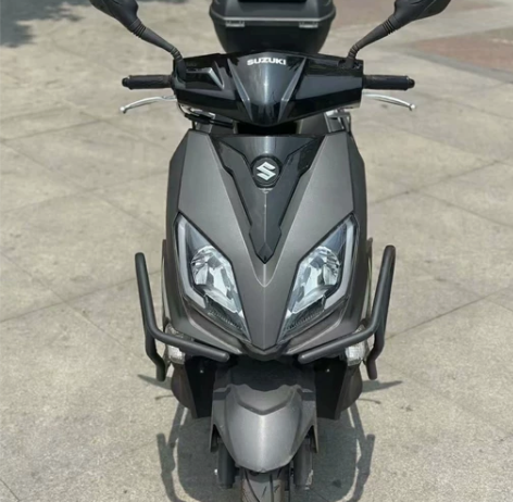 铃木UY125踏板摩托车 代步，接送娃神器...