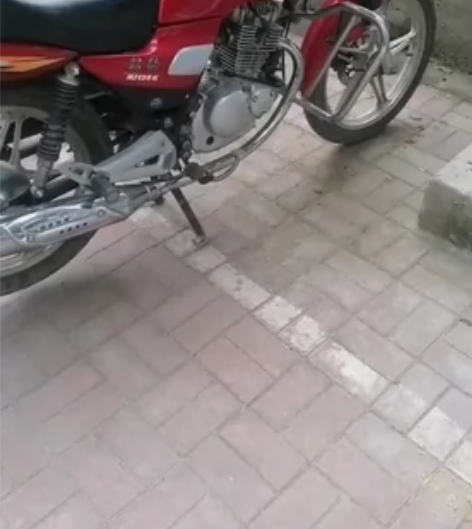 精品钻豹125，车况好，公里数少！是表都走...