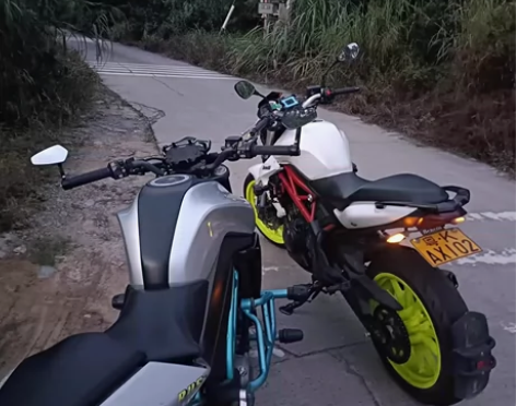 黄龙300，话不多说自己看图车况一般发动机...