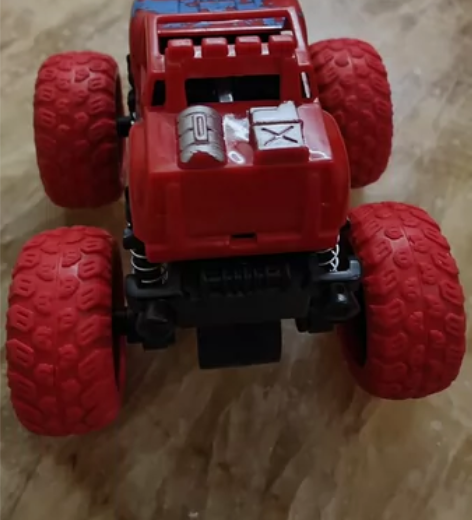 儿童小汽车，避震好 19闲置出轻微使用痕迹...