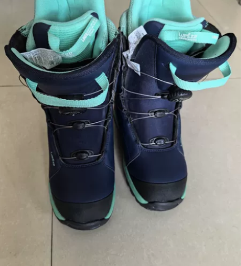 迪卡侬女款单板滑雪鞋 适合39—40码  ...