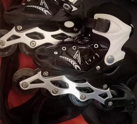 溜冰鞋成人直排轮可刹车男女旱冰轮滑鞋成年全...