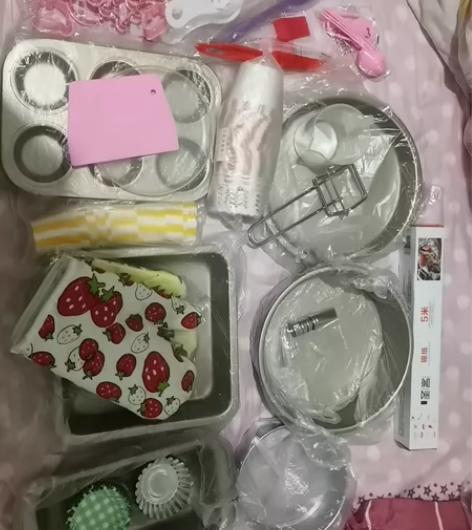 烘培工具，几乎全新 感兴趣的话点“我想要”...