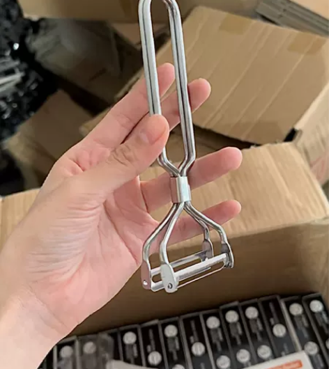 外贸单！不锈钢双线条感削皮刀！双刀头设计 ...