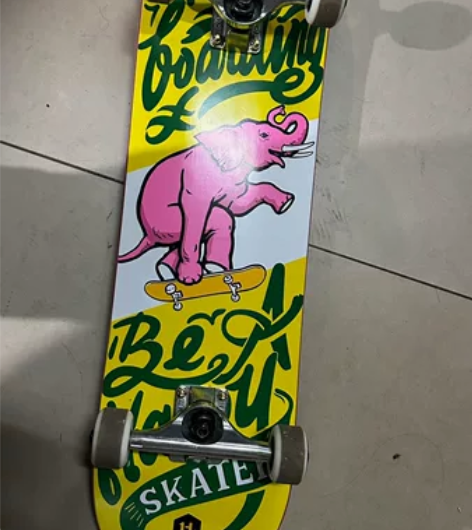 dbh专业滑板,王一博同款板面情侣色,有两...