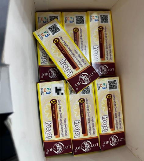 【正品12块】雷尼老人头橡皮擦素描无痕橡皮...