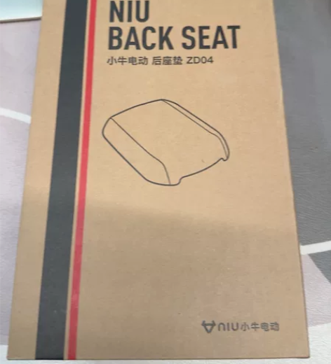 小牛电频车后坐垫，全新ZD04。一个，原盒...
