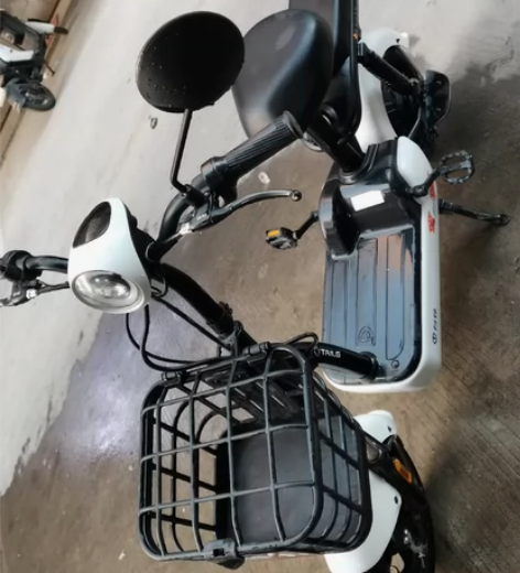 自家小公主用车，开了一个暑假，打工用车，现...