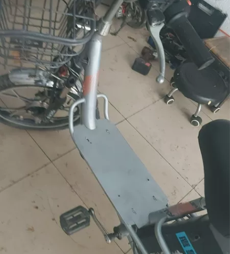 转手原因 ，因为要回家，新旧程度 ，8成新...