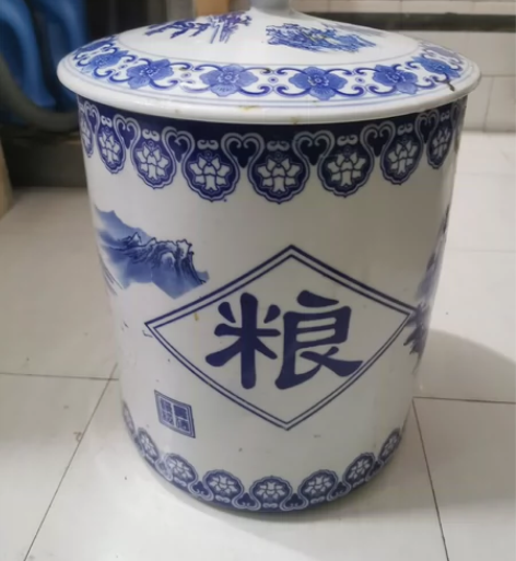 景德镇米桶米缸25斤平盖有盖陶瓷储物罐腌菜...