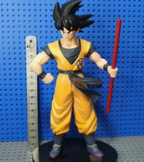 七龙珠手办公仔，孙悟空。棍子坏了，剩下一半...