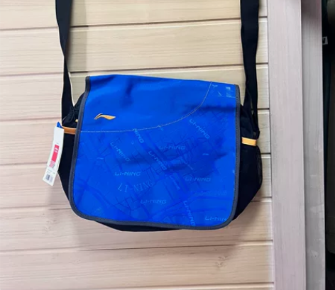 双肩包斜挎包合集 男女同款 喜欢哪个私信要...