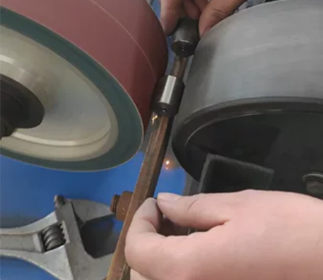 小型外圆抛光机 感兴趣的话点“我想要”和我...