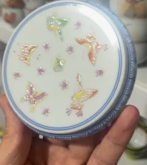 珐琅彩盖置，万花蝴蝶手绘，工作室清货168...