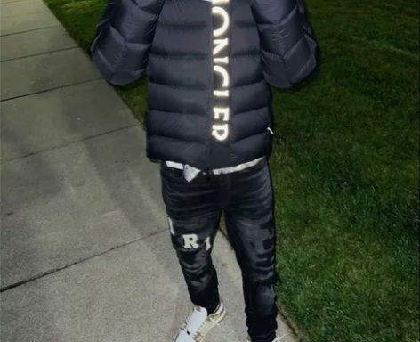 【Moncler】冬季反光羽绒服美式穿搭 ...