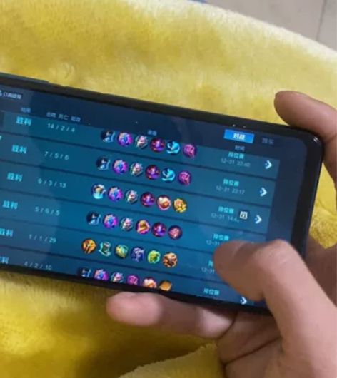 换苹果了，闲置一部个人使用的华为麦芒游戏手...