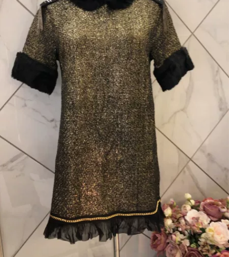 网红菁菁同款韩国代购皮草毛毛领徽章链条装饰...