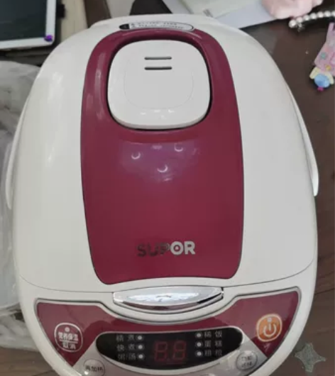 苏泊尔豪华智能电饭煲CFXB30FC118...