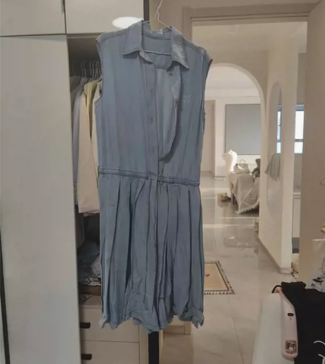 牛仔背心裙，秋天可搭衬衫学院风，仅试穿拍照...