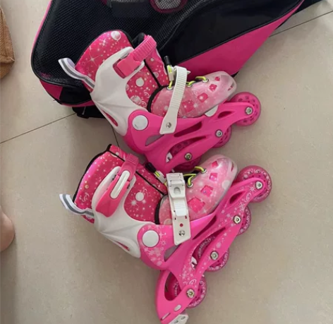 全新儿童溜冰鞋初学者推荐儿童轮滑鞋套装锁轮...