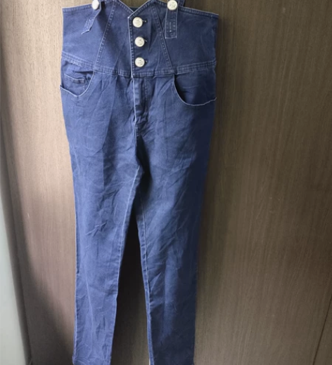 背带牛仔裤 腰围74 薄款微弹 看好下单 ...