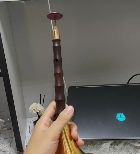 出手新红木d调唢呐,刚做了1年多,大学生专...