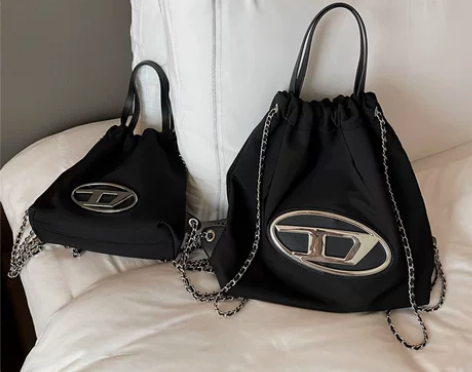 韩版时尚百搭尼龙牛津布垃圾袋链条双肩包女高...