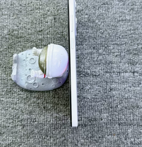 小米Redmi12Pro，8+128八月份...