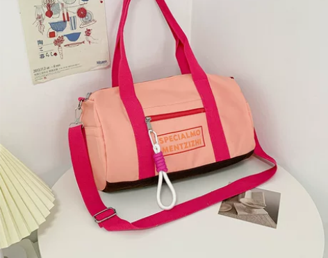 新款游泳健身包时尚韩版旅行包大容量女手提行...